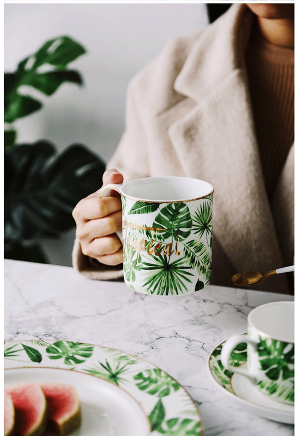 Beauty Gold European Style Green Plants Pattern Ceramic Tableware Porcelain Dinnerware Set Bone China Plate Mug Cup And Saucer